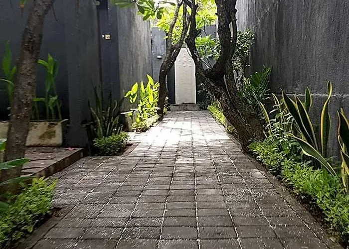 1 Broom Clasic Private Pool In Seminyak ホテル 2*